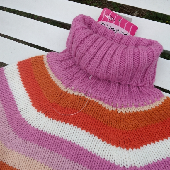 Sweater - Picture 2 of 2